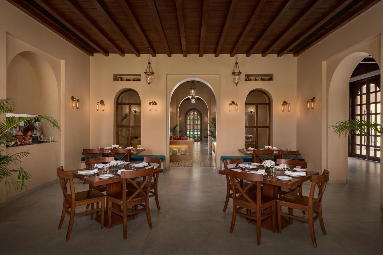 Time Square Resort & Spa Bhuj Exterior foto